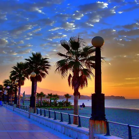 Maite Apartment-coastal Refuge Next To The Apartment Estepona
